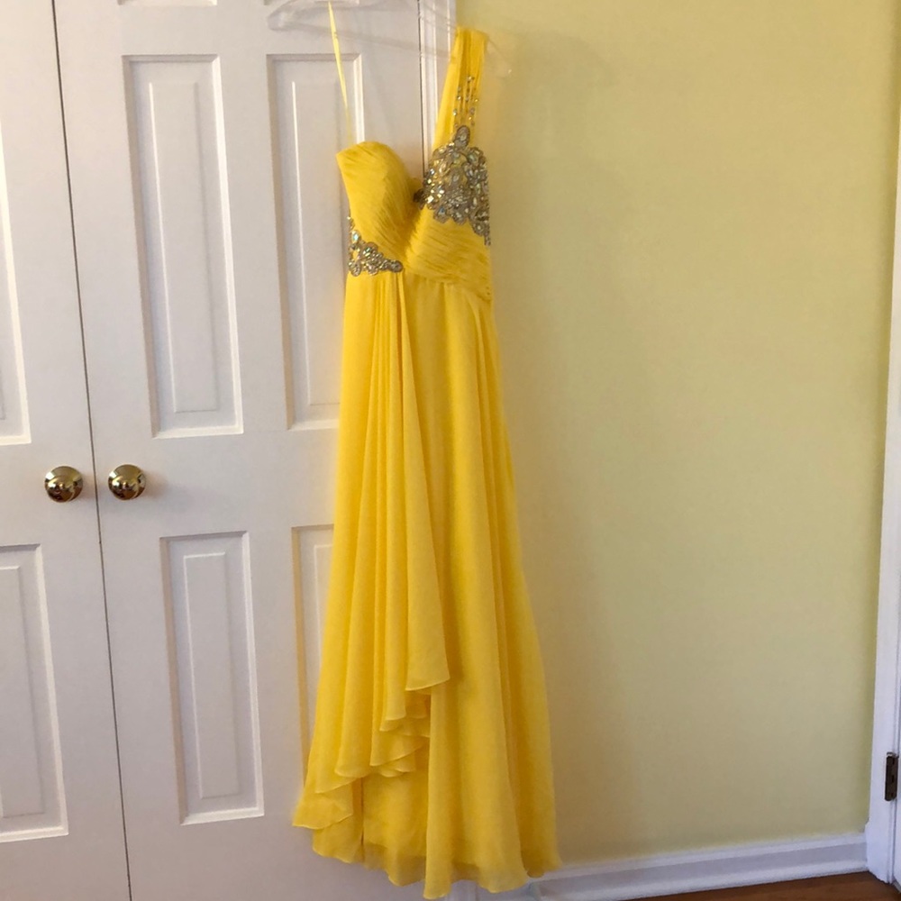 Night Moves Prom/Pageant Dress